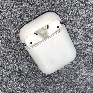 Apple air pods